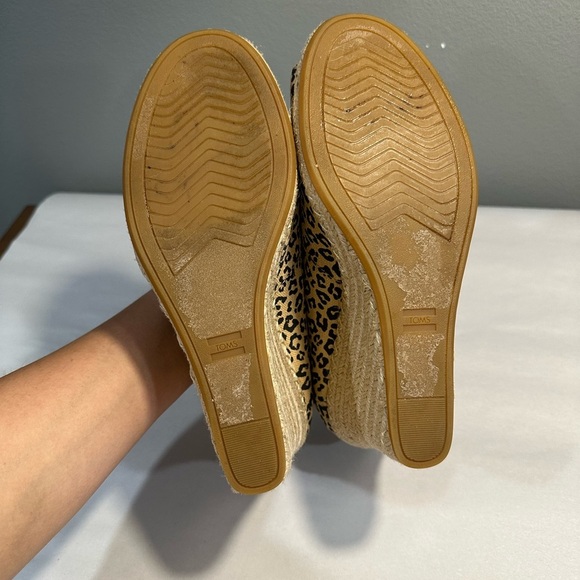 TOMS Leopard Print Michelle Espadrille Wedge Sandals size - Picture 7 of 8